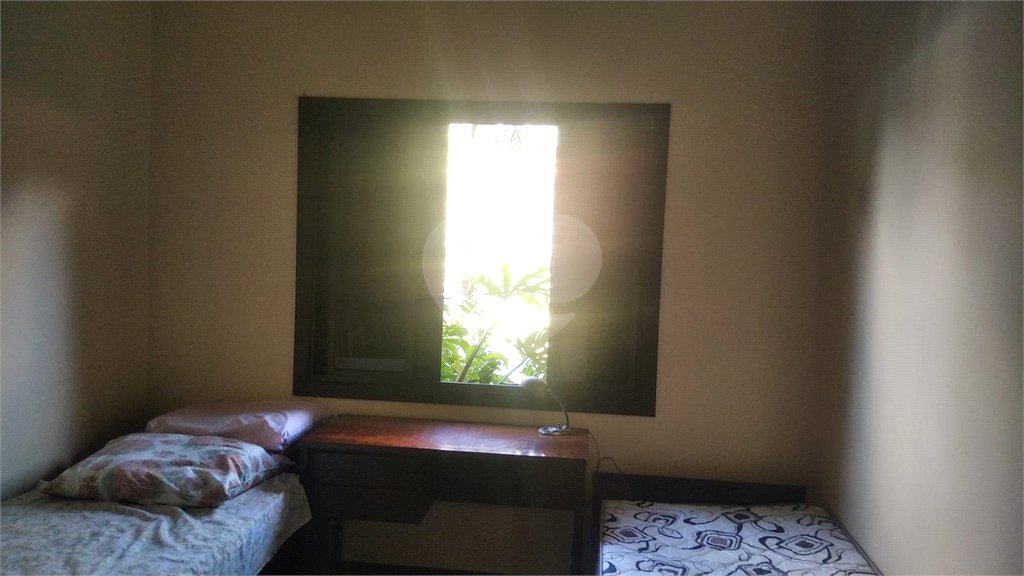 Casa à venda com 5 quartos, sendo 3 suítes, no condomínio Alpes da Cantareira, Mairiporã - SP
