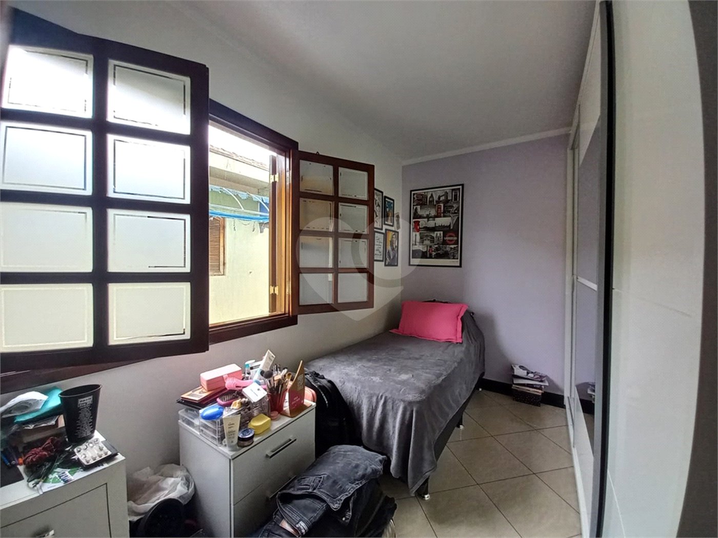Sobrado à venda com 3 quartos, sendo 1 suíte, em Vila Lúcia, São Paulo, SP