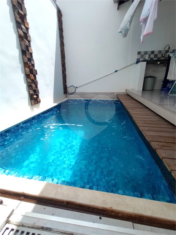 Sobrado à venda com 2 quartos, sendo 1 suíte, em Vila Vendramini, Itapetininga, SP
