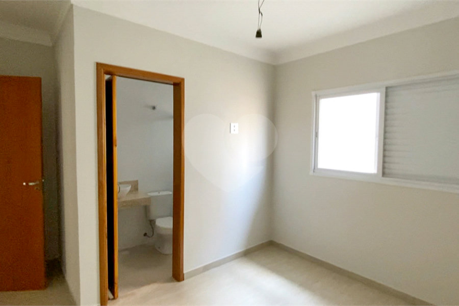 Sobrado à venda com 4 quartos, sendo 2 suítes, em Vila Pereira Barreto, São Paulo, SP