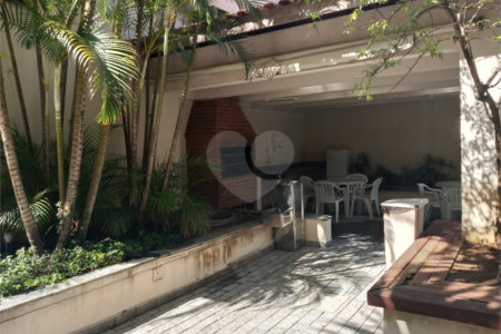 Apartamento à venda com 3 suítes em Vila Suzana, São Paulo, SP
