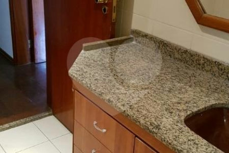 Apartamento à venda com 3 quartos, sendo 1 suíte, em Vila Nair, São Paulo, SP