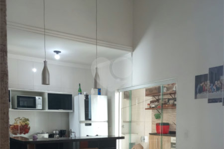 Casa à venda com 2 quartos, sendo 1 suíte, em Residencial Vasques Martins, Votorantim, SP