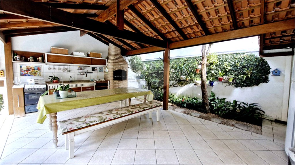 Casa à venda com 4 suítes em Alto da Boa Vista, São Paulo, SP