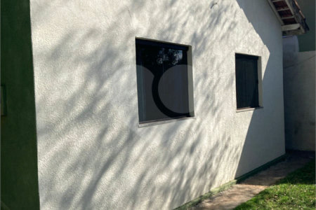 Casa à venda com 2 quartos, sendo 1 suíte, em Parque dos Ipês II, Ponta Porã, MS