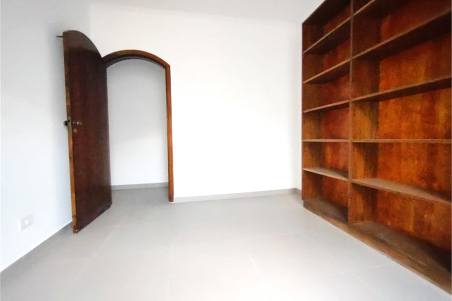 Sobrado à venda ou para alugar com 5 quartos, sendo 3 suítes, em Jardim França, São Paulo, SP