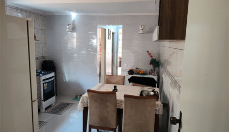 Sobrado à venda com 3 quartos, sendo 1 suíte,  em Tremembé, São Paulo, SP