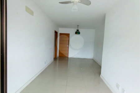 Apartamento para alugar com 3 quartos, sendo 1 suíte, em Rio Comprido, Rio de Janeiro, RJ