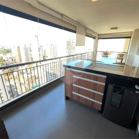 Apartamento à venda ou para alugar com 3 suítes em Santa Teresinha, São Paulo, SP