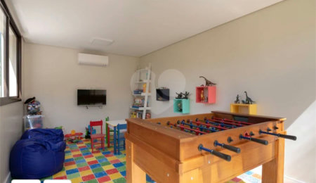 Casa à venda com 7 suítes no condomínio Clube de Campo Valinhos, Valinhos - SP