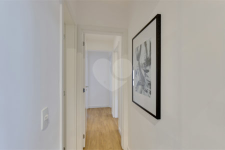 Apartamento à venda com 3 quartos, sendo 1 suíte, em Jardim Marajoara, São Paulo, SP
