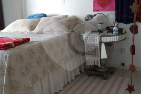 Apartamento à venda com 2 quartos em Vila Uberabinha, São Paulo, SP