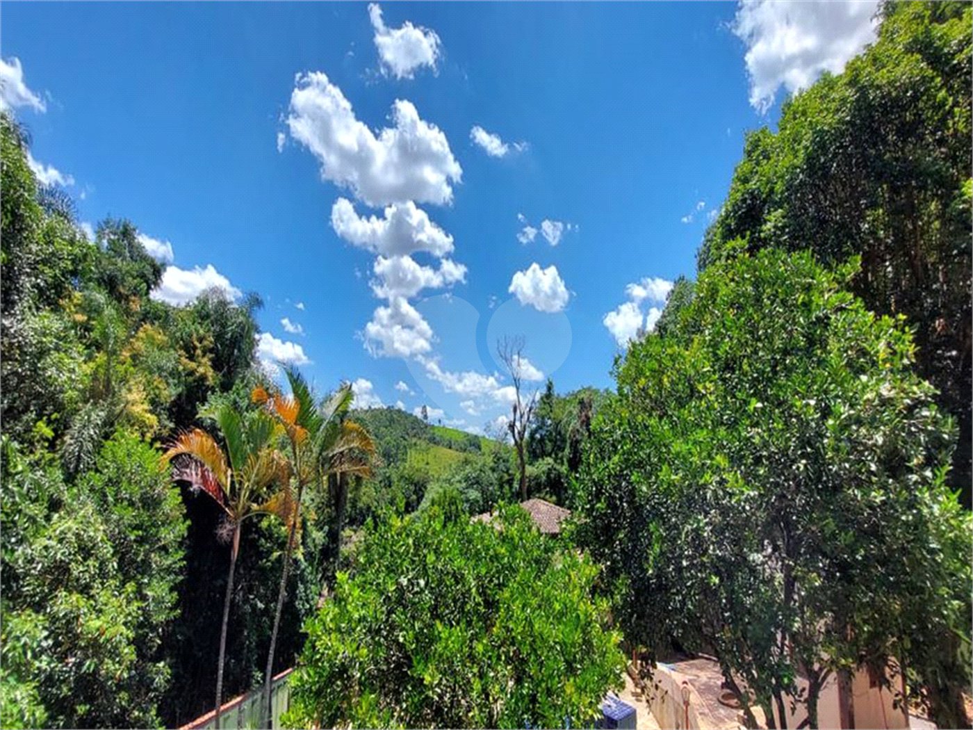 Casa à venda com 4 suítes no condomínio Sausalito, Mairiporã - SP