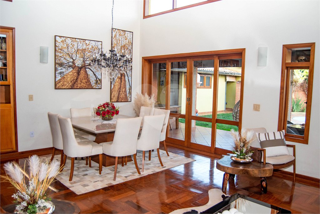 CASA ALTO PADRÃO - BAIRRO NOBRE