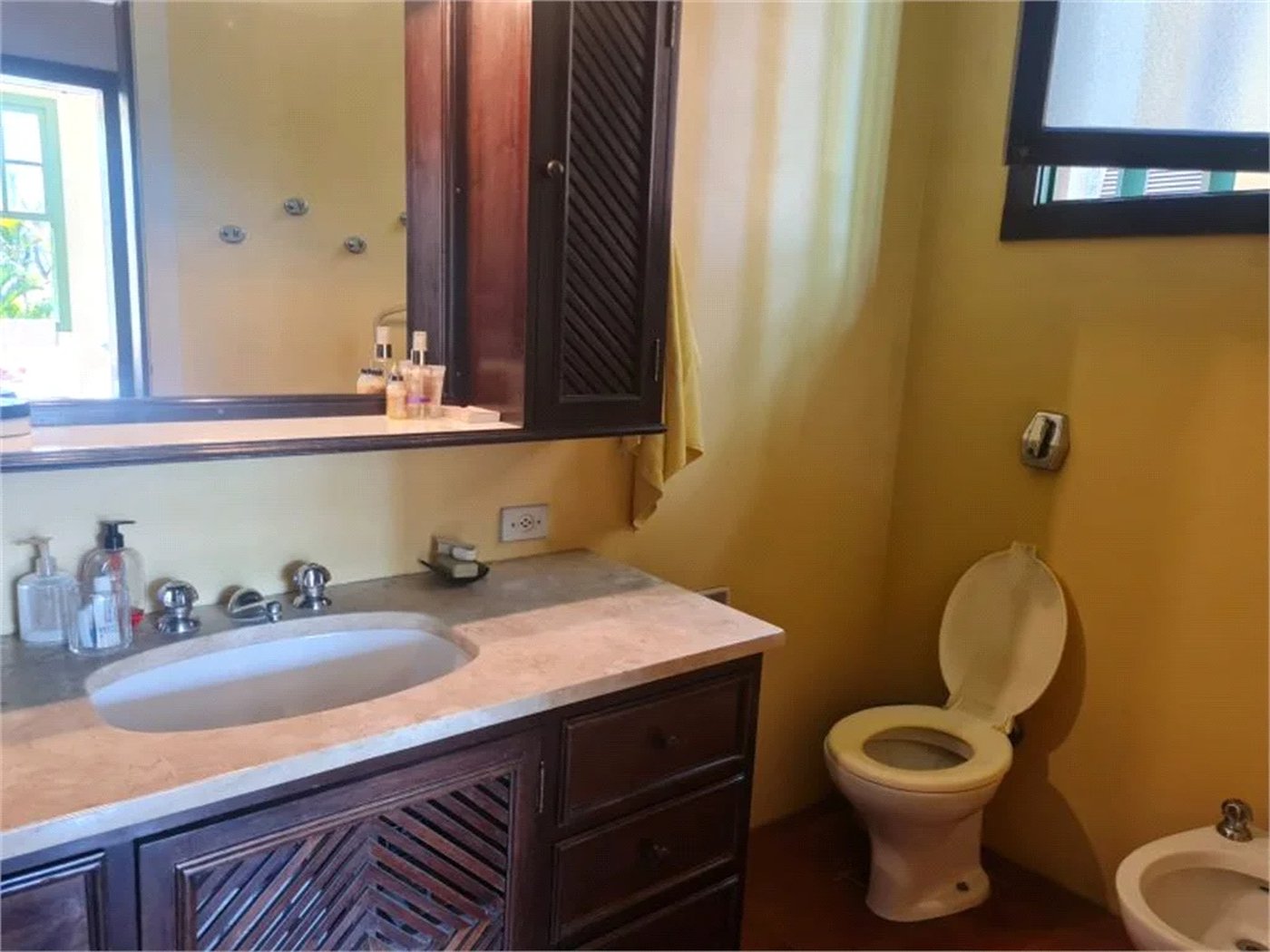 Casa à venda com 5 quartos, sendo 2 suítes, em Jardim Morumbi, São Paulo, SP