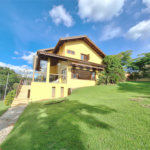 Casa à venda com 3 suítes no condomínio Chácaras do Lago, Vinhedo - SP