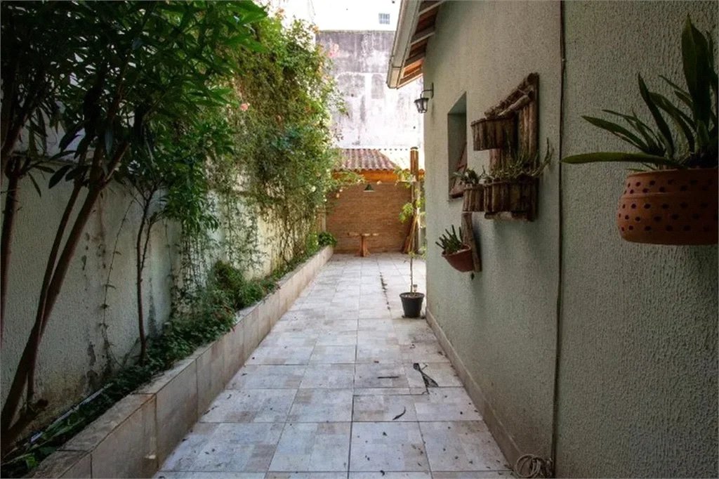 Casa Térrea à venda com 1 suíte em Vila Romana, São Paulo, SP