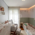 Casa à venda com 4 quartos, sendo 2 suítes, no condomínio Melbourne Residence, São Paulo - SP