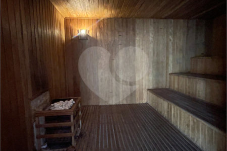 Apartamento à venda com 3 quartos, sendo 1 suíte, em Aclimação, São Paulo, SP