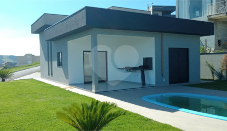 Casa Térrea à venda com 2 quartos, sendo 1 suíte,  no Centro, Bom Jesus dos Perdões, SP