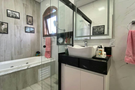Casa com 4 dormitórios à venda, 380 m² por R$ 2.400.000,00 - Embaré - Santos/SP