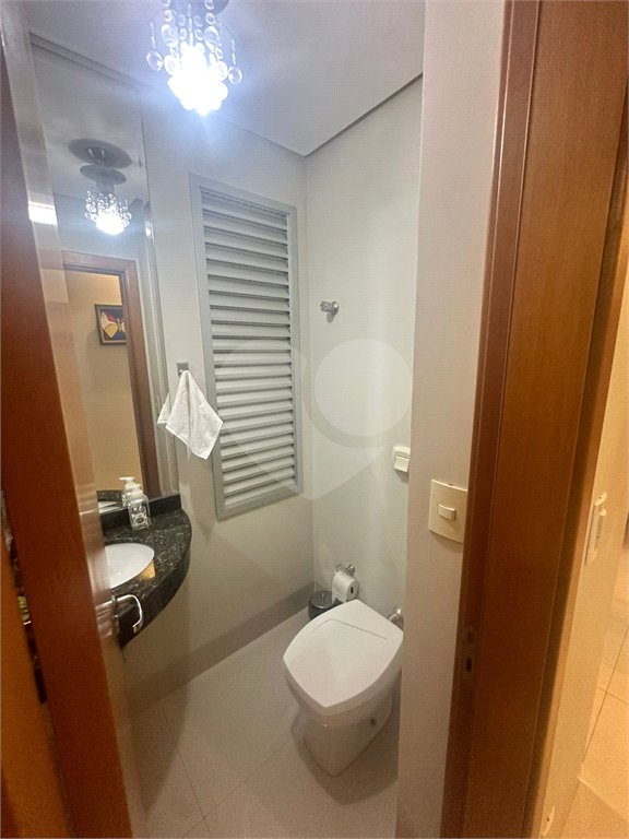 Apartamento à venda com 3 suítes em Jardim Mariana, Cuiabá, MT