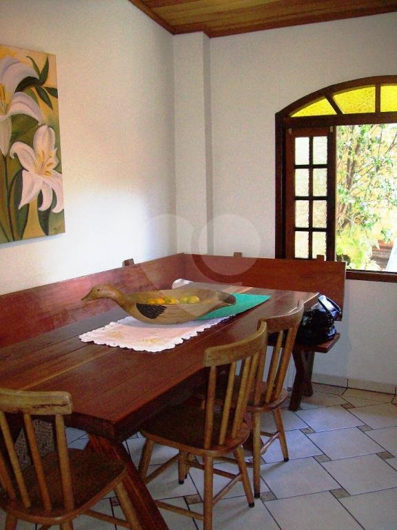 Sobrado à venda com 2 quartos, sendo 1 suíte, em Vila Vitório Mazzei, São Paulo, SP