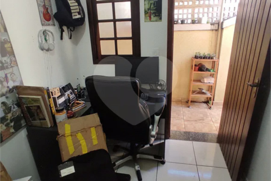 Sobrado à venda com 3 quartos, sendo 1 suíte, em Parada Inglesa, São Paulo, SP