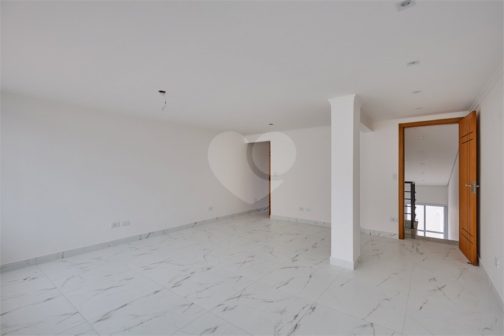 Sobrado à venda com 2 quartos, sendo 1 suíte,  em Jardim Prudência, São Paulo, SP