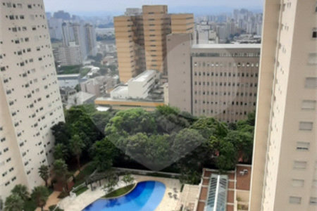 Apartamento Alto Padrão de 176m² na Aclimação — São Paulo/SP