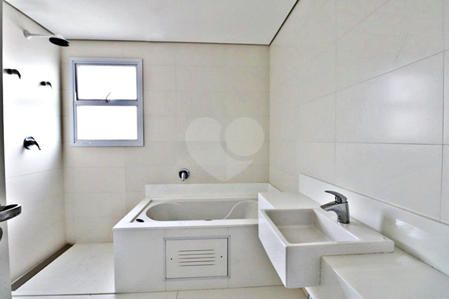Apartamento à venda com 4 suítes em Santana, São Paulo, SP