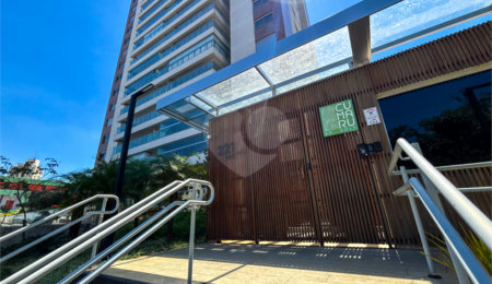 Apartamento à venda com 3 quartos, sendo 1 suíte, em Jardim Marajoara, São Paulo, SP