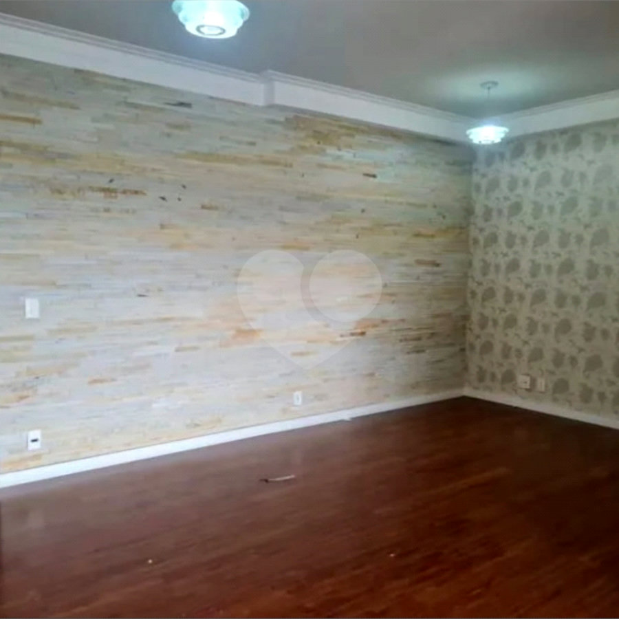 Apartamento à venda com 3 quartos, sendo 1 suíte, em Jardim Ester, São Paulo, SP