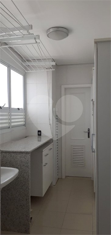 Apartamento à venda com 4 quartos, sendo 2 suítes,  em Vila Oliveira, Mogi das Cruzes, SP