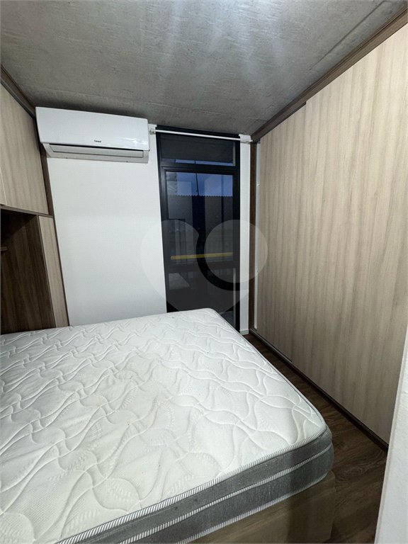 Apartamento à venda com 1 quarto em Santo Amaro, São Paulo, SP