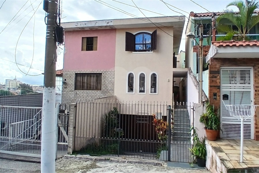Sobrado à venda com 3 quartos, sendo 1 suíte, em Vila Nova Mazzei, São Paulo, SP