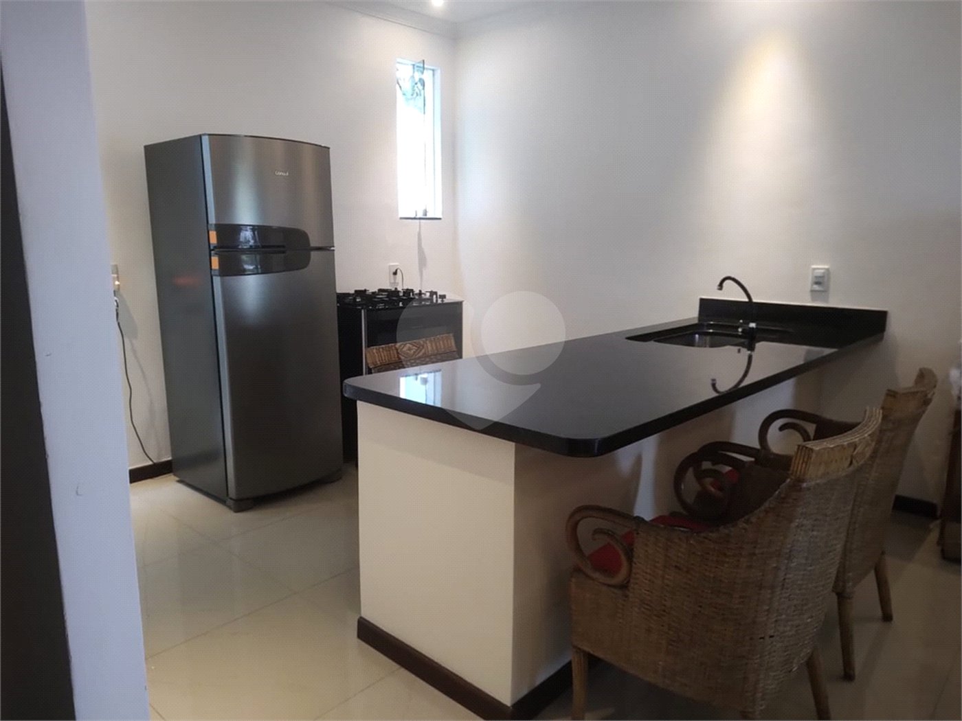 Casa à venda com 3 quartos, sendo 2 suítes,  em Rasa, Armação dos Búzios, RJ