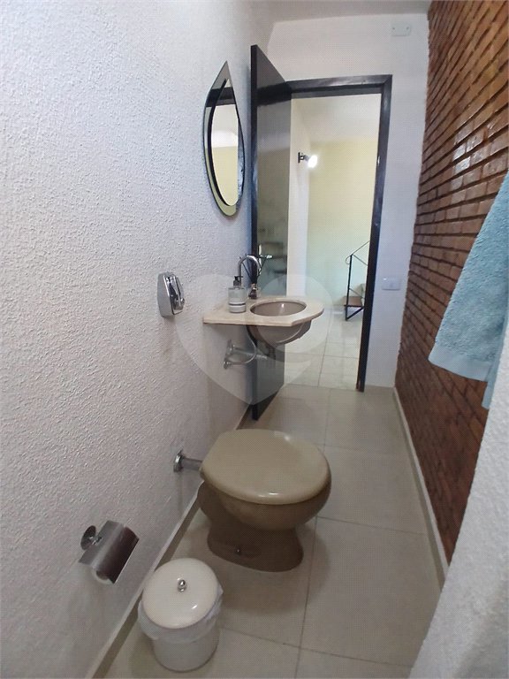 Casa à venda com 3 quartos, sendo 1 suíte,  em Recreio Maristela, Atibaia, SP