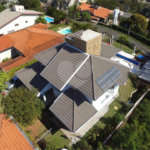 Casa à venda com 3 suítes no condomínio Estância Marambaia, Vinhedo - SP