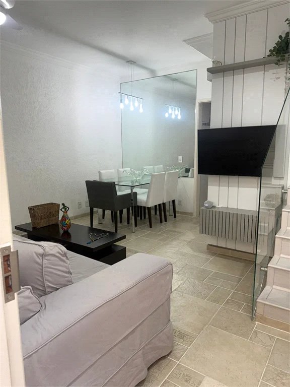 Casa à venda com 3 quartos, sendo 1 suíte, no condomínio Villas de São Francisco, São Paulo - SP