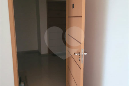 Casa à venda com 3 quartos, sendo 1 suíte, no condomínio The Park View, Indaiatuba - SP