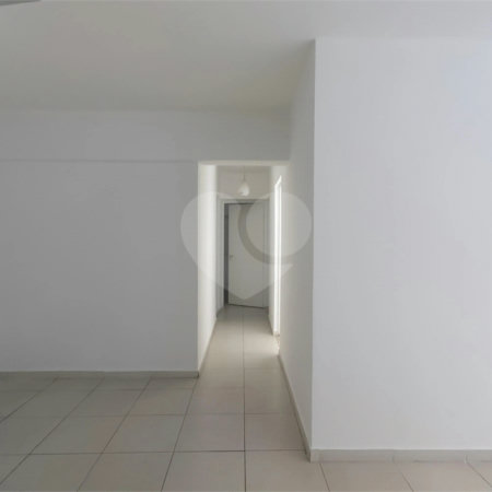Apartamento à venda com 3 quartos, sendo 1 suíte, em Itaim Bibi, São Paulo, SP