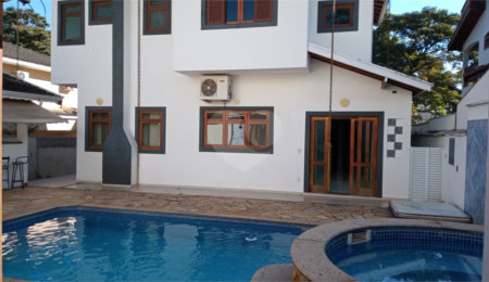 Casa à venda com 3 suítes no condomínio Villaggio Capriccio, Louveira - SP