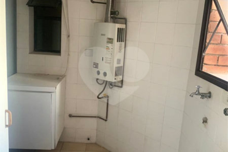 Apartamento para alugar com 3 quartos, sendo 1 suíte, em Cidade Monções, São Paulo, SP