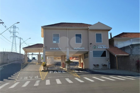 Casa à venda com 3 quartos, sendo 1 suíte,  no condomínio Vila Ytu, Indaiatuba - SP