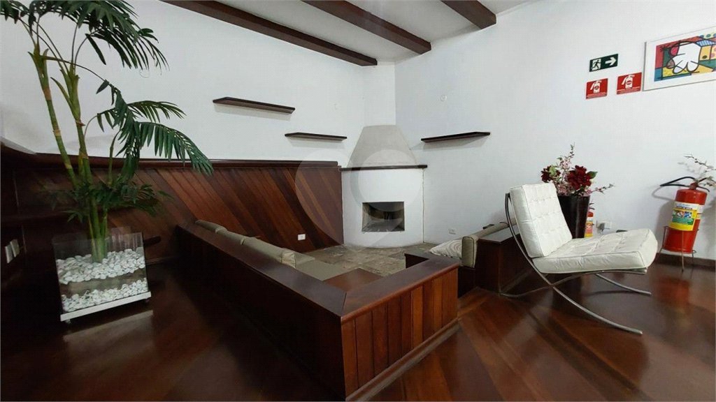 Casa à venda com 4 quartos, sendo 2 suítes,  em Vila Alexandria, São Paulo, SP