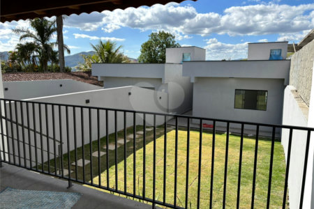 Casa à venda com 2 quartos, sendo 1 suíte, em Jardim Nova Suiça, Piracaia, SP
