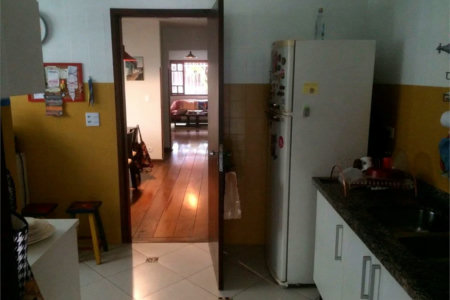 Sobrado à venda com 3 quartos, sendo 1 suíte, em Jardim das Vertentes, São Paulo, SP