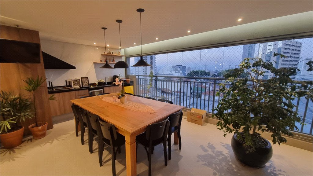 Apartamento à venda com 4 quartos, sendo 2 suítes, em Mooca, São Paulo, SP