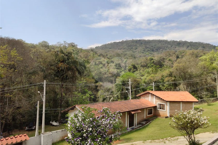 Chácara à venda com 3 quartos em Serra da Cantareira, Mairiporã, SP